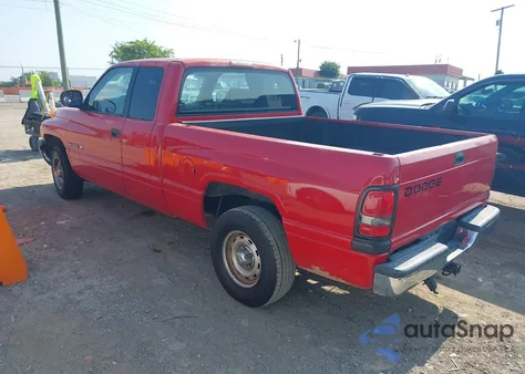 2001 Dodge Ram 1500 z USA, uszkodzony, nr VIN 3B7HC13Y61G185539